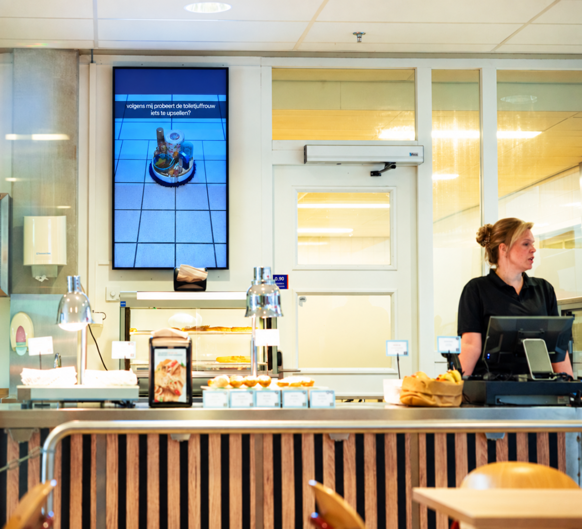 Ben proves the power of attention in the MBO canteen.